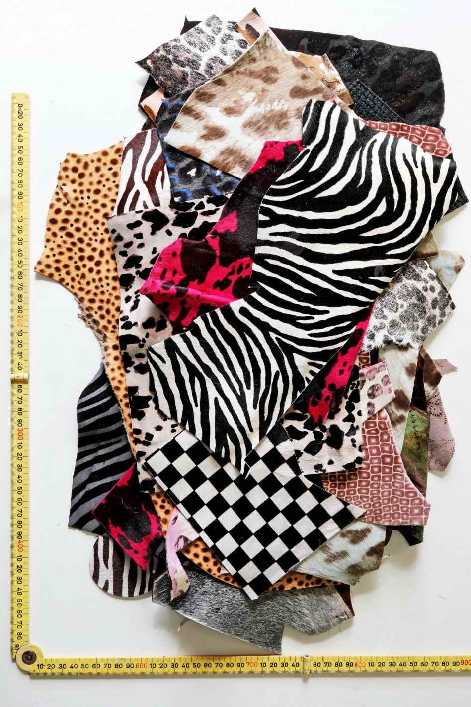 Cavallino Leather Pieces, Printed Hair On Scraps, Patterned Cowhide, Animal prints pony Offcuts for Earrings and Crafts B006 La Garzarara