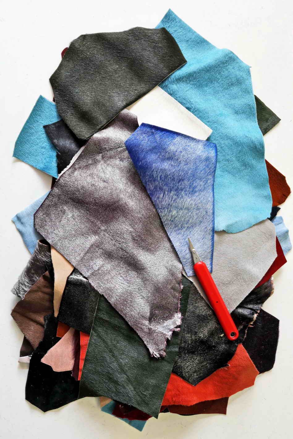 Hair On Leather Pieces, Colorful Cavallino Scraps, Solid Shade Pony Offcuts for Earrings and Handmade B008 La Garzarara