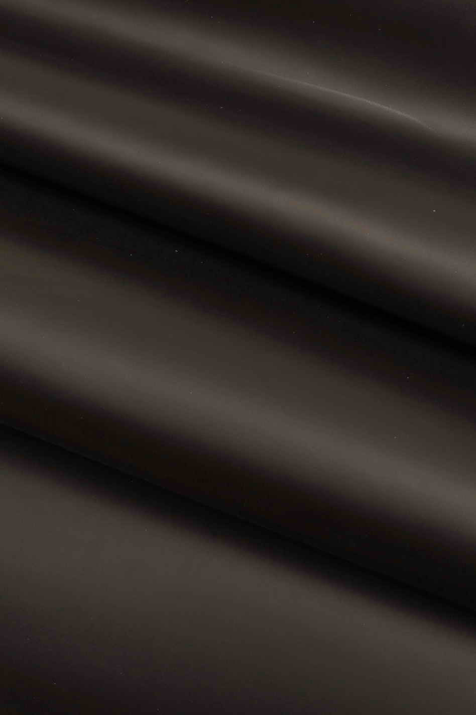 Black Burnished Leather Hide, matt Rub Off cowhide, smooth Matt calfskin, quite stiff, ideal for crafting 1.8-2.0 mm B10997-TB La Garzarara