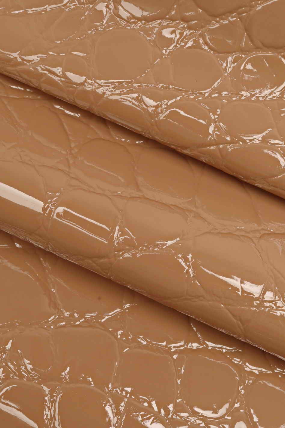 Beige nude PATENT leather hide, glossy crocodile embossed croco leather for handbags shoes accessories B12224-ST