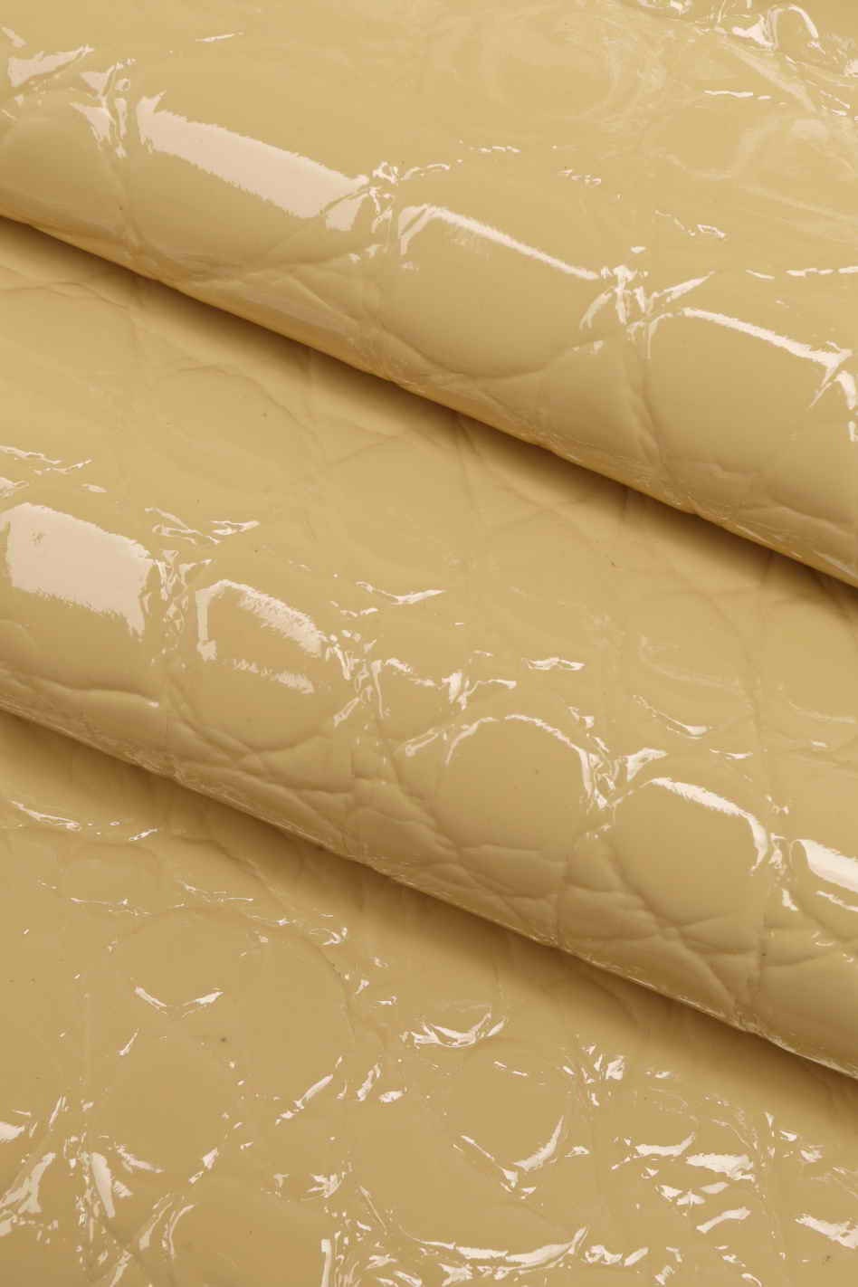 Beige nude PATENT leather hide, glossy crocodile embossed croco leather for handbags shoes accessories B12224-ST
