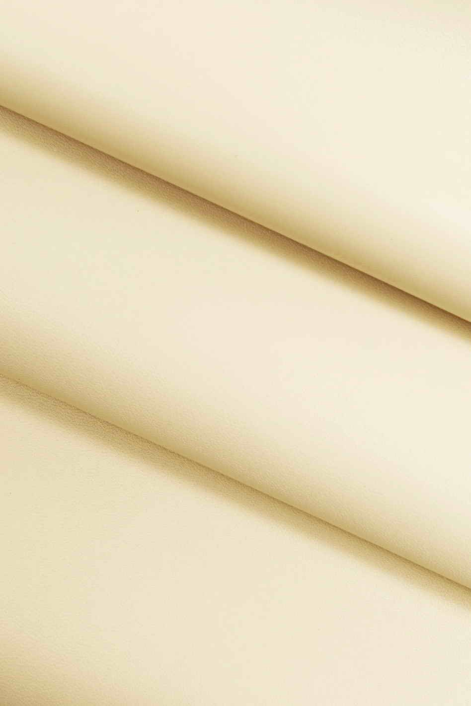 IVORY lambskins leather hide -light cream sheepskins - silky nappa leather for crafter B12886-TU La Garzarara