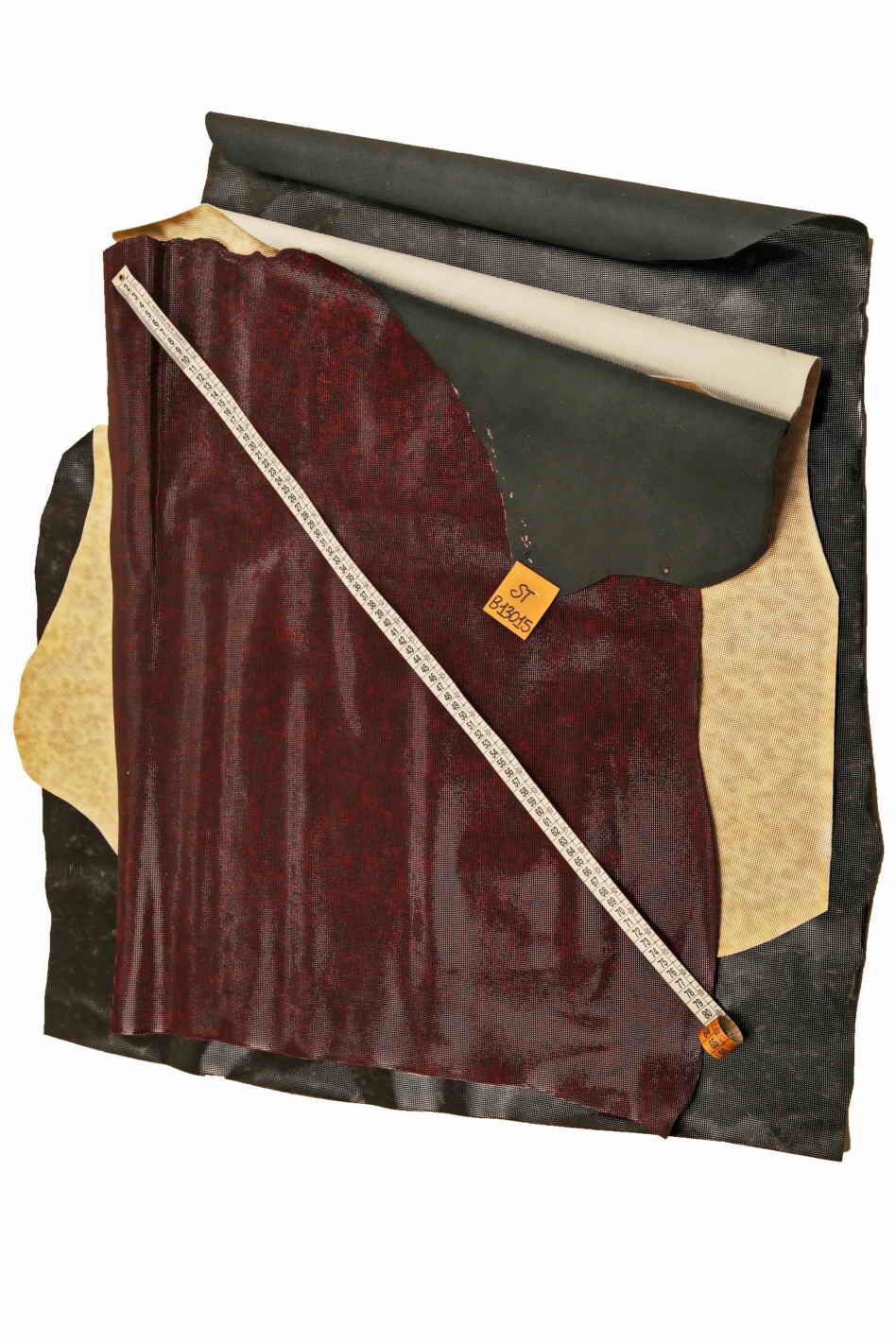 Embossed patent leather hide, antiqued glossy cowhide, shiny printed cow skins B13015-VT La Garzarara