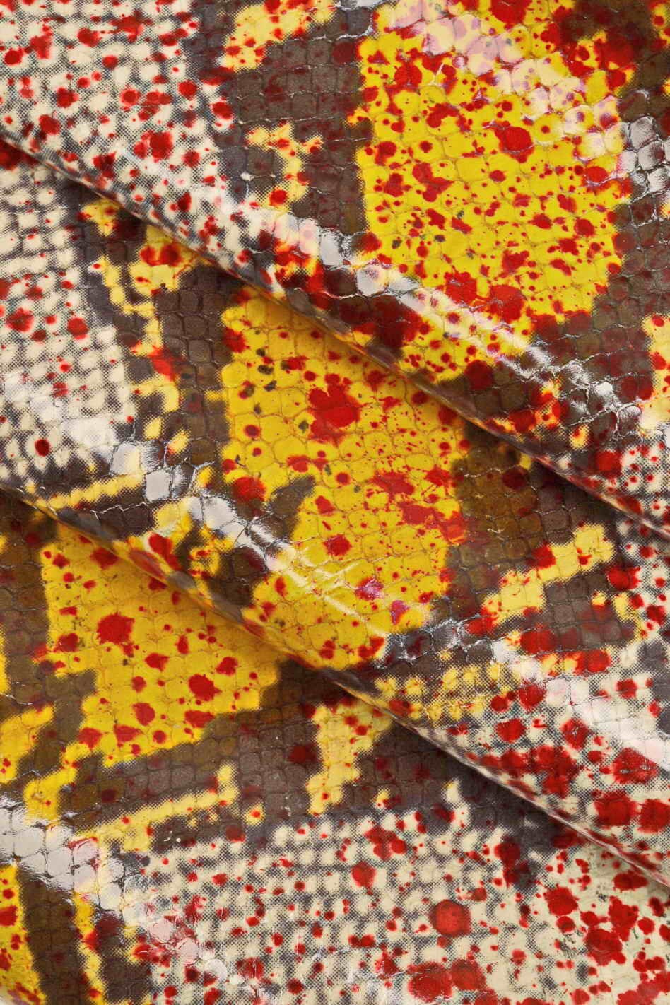SPLASH python print leather – glossy SNAKE goatskin with red, yellow, grey pattern – for leathercraft and bags – LaGarzarara B13300-ST