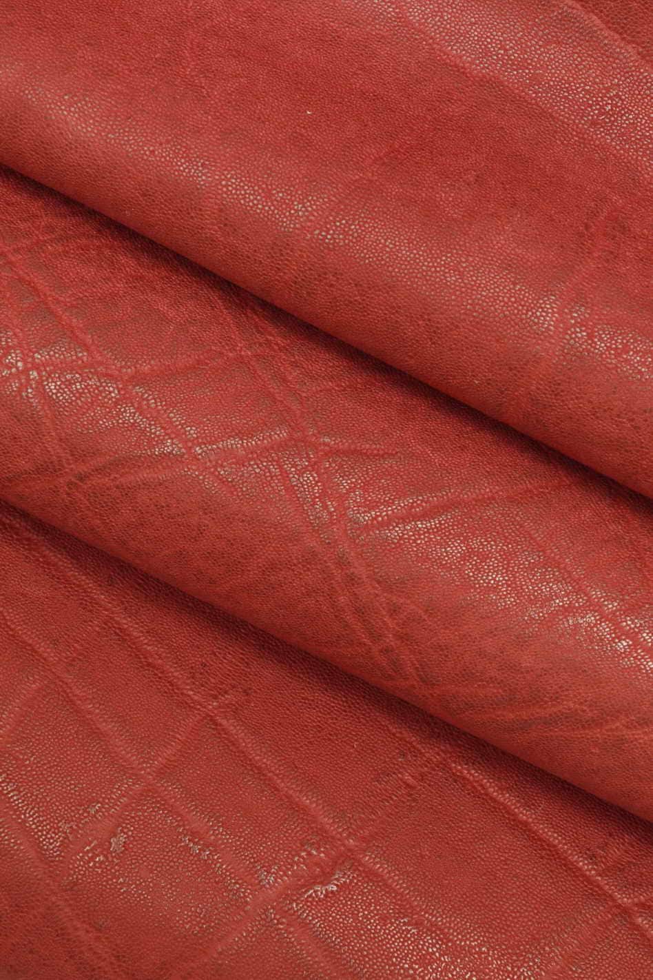 Deep Red Pebble Grain Leather Hide – Textured Buffalo Wrinkle Print, Stiff Italian Distressed Cowhide B13240-VT
