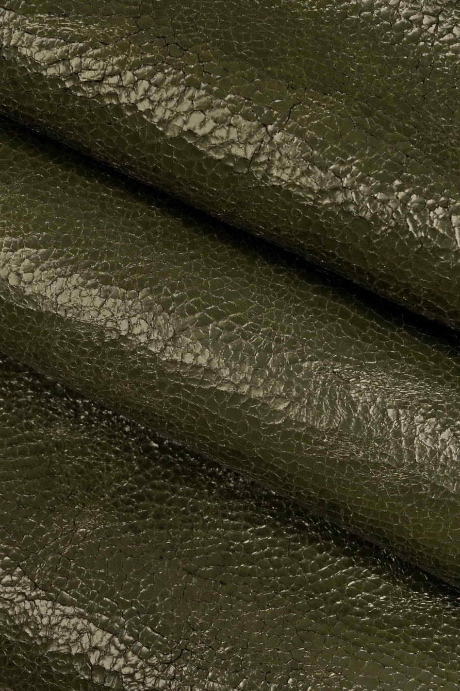 Crinkly leather hides, Green grey purple glossy wrinkled cowhide, crackled shiny skins B13234-ST La Garzarara