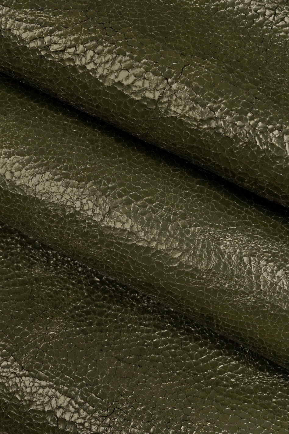 Crinkly leather hides, Green grey purple glossy wrinkled cowhide, crackled shiny skins B13234-ST La Garzarara