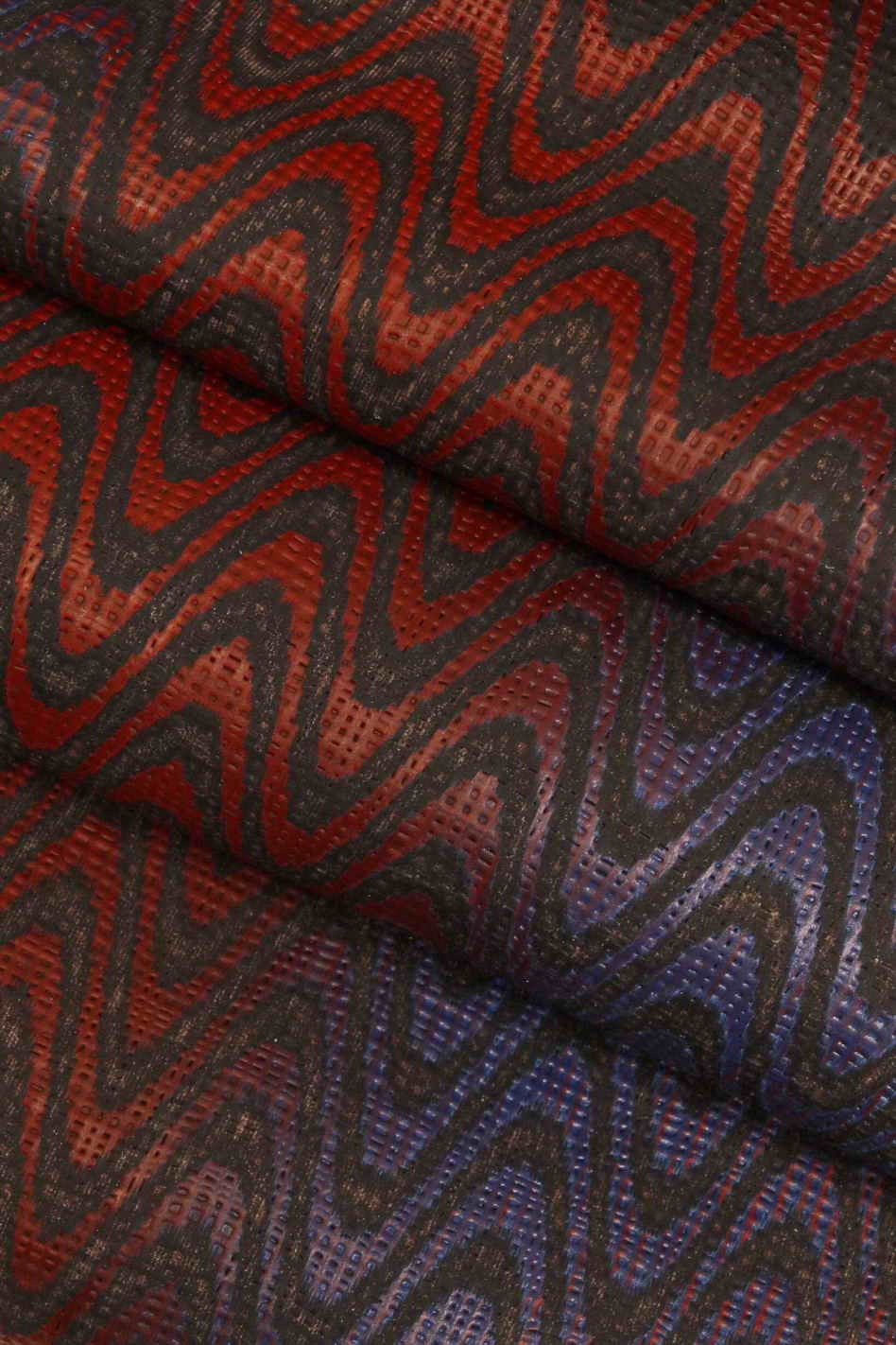 Print tribal cowhide leather hides, Colorful wave printed cow hide, tricolor optical textured skins B13694-ST La Garzarara
