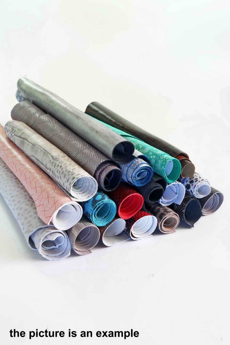 Soft Leather Pieces, Printed Random Assortment Leather scraps, Rich Patterned Offcuts 1 lbs - 1,7 lbs - 2 lbs - 4 lbs