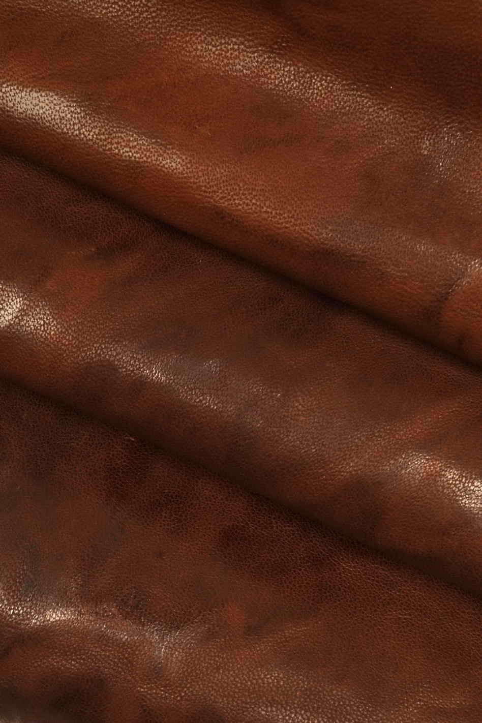 Aged nappa skin, vintage washed sheep leather, distressed crinkled lambskin in brown tones, color options B13900-VT La Garzarara