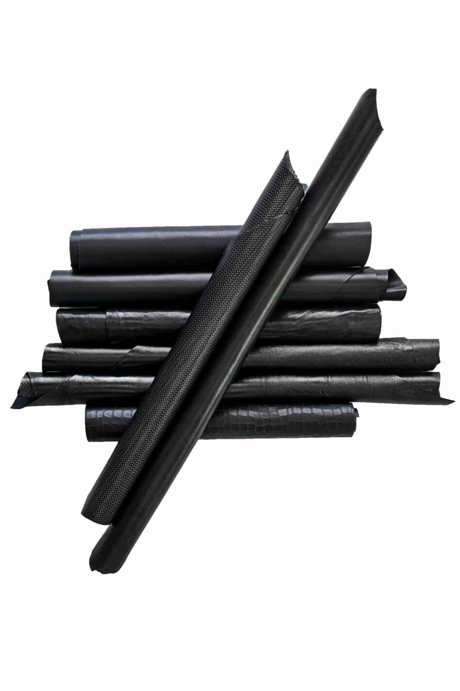 BLACK LEATHER scraps Random assortment medium size cutouts, mixed smooth, textured, offcuts 1 lbs - 1,7 lbs - 2 lbs - 4 lbs AMZ33