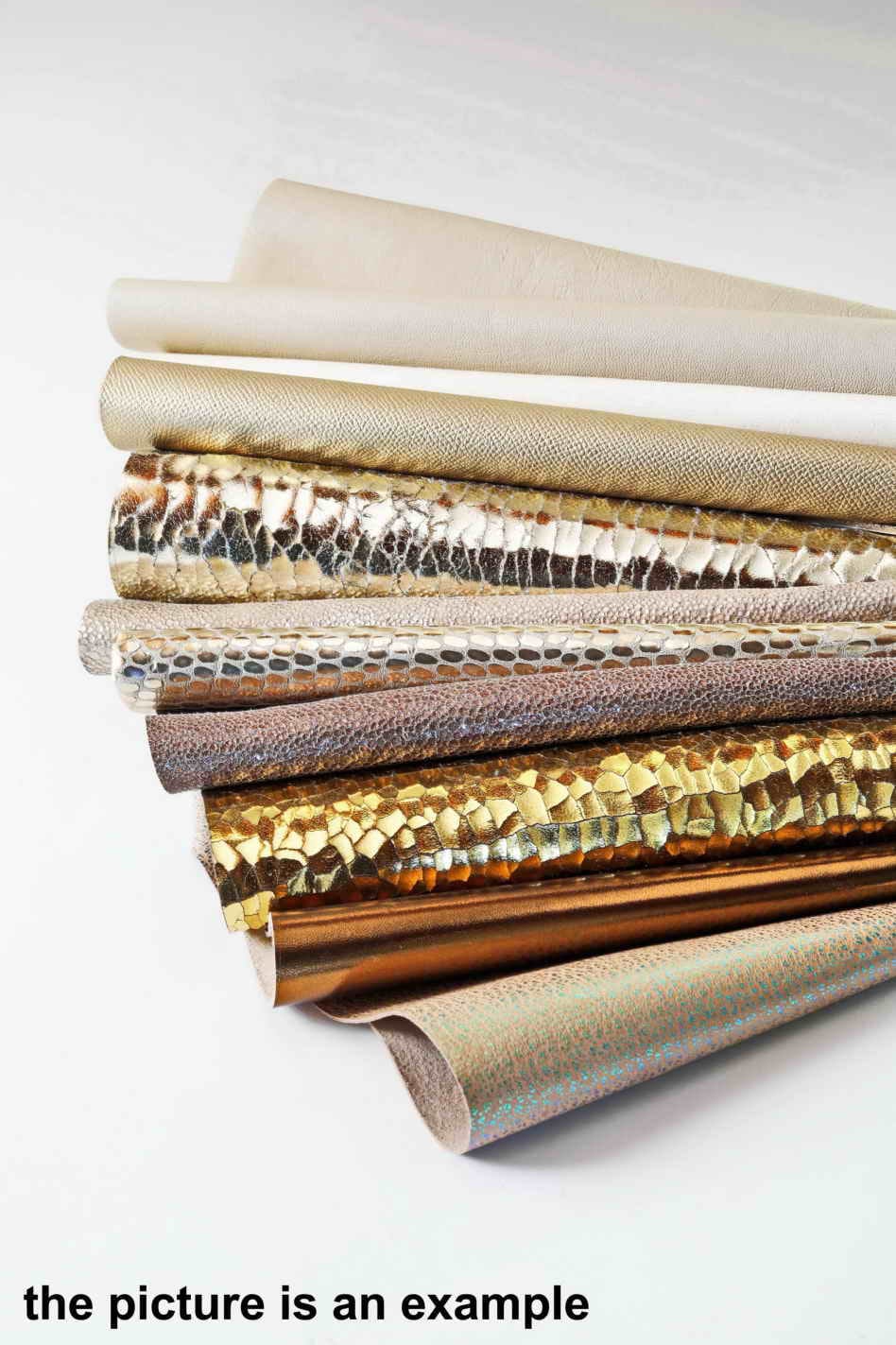 Gold Platinum Remnants Leather for Small Projects, Scraps for Leathercraft, Premium Leather Pieces B086/B La Garzarara