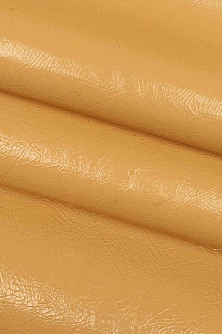 Wrinkled lacquer leather skins, light gray, beige, camel glossy textured cowhides B13974-TU La Garzarara