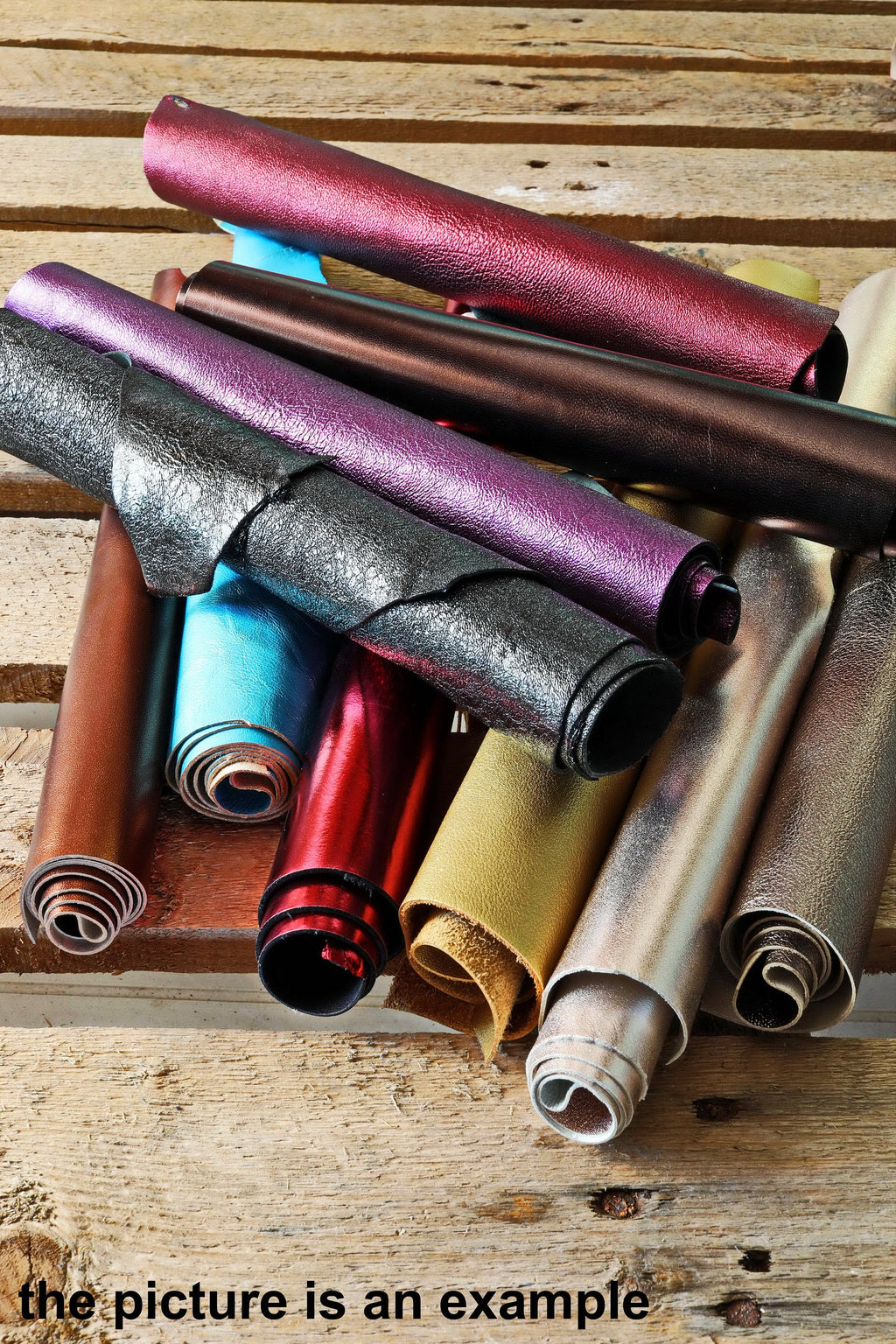 Mix METALLIC leather Scraps, Leather metallic pieces for crafting, Offucuts for small crafts 1 lbs - 1,7 lbs - 2 lbs - 4 lbs AMZ31/B