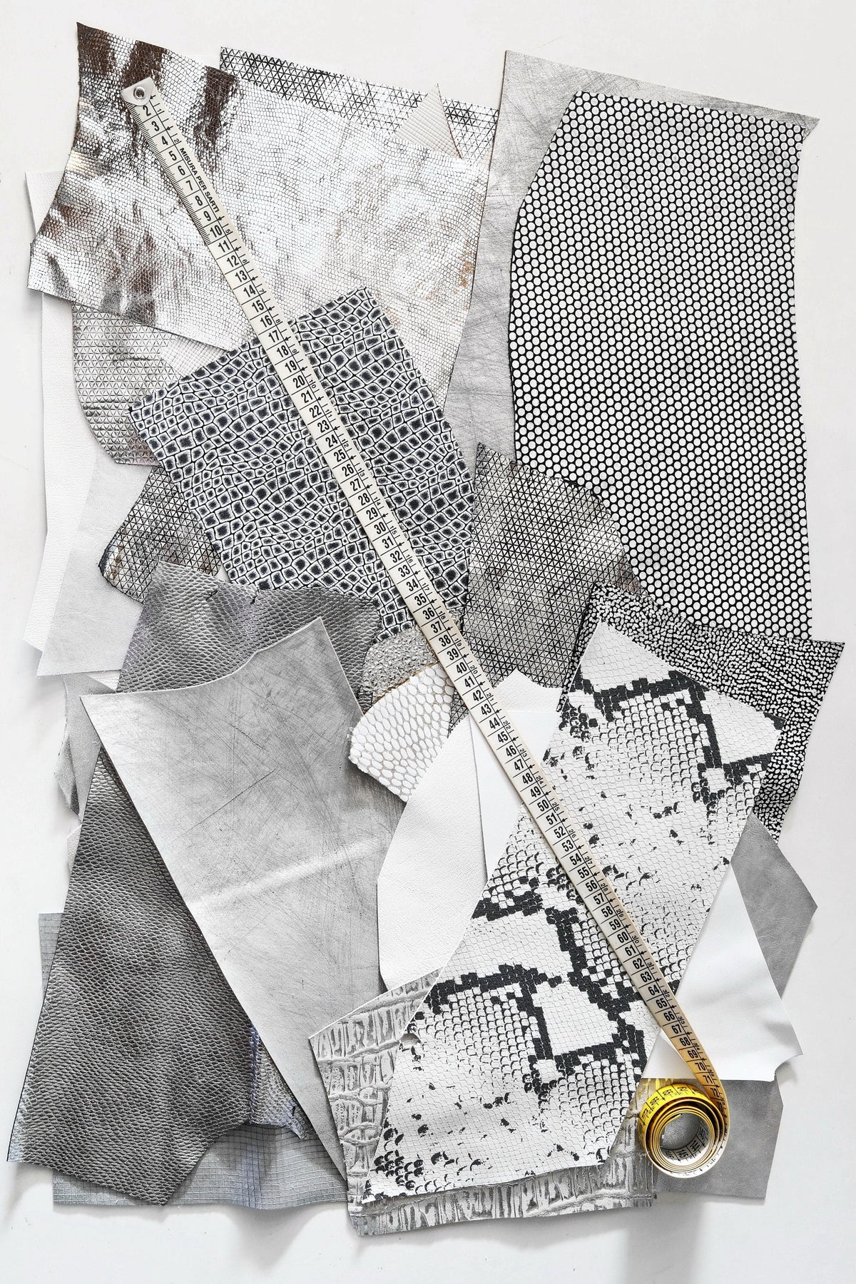 Neutral Leather Scraps, 5x6 White Grey Silver Craft Pieces, Assorted Finishes and Textures0.300–1 kg B056 Garzarara