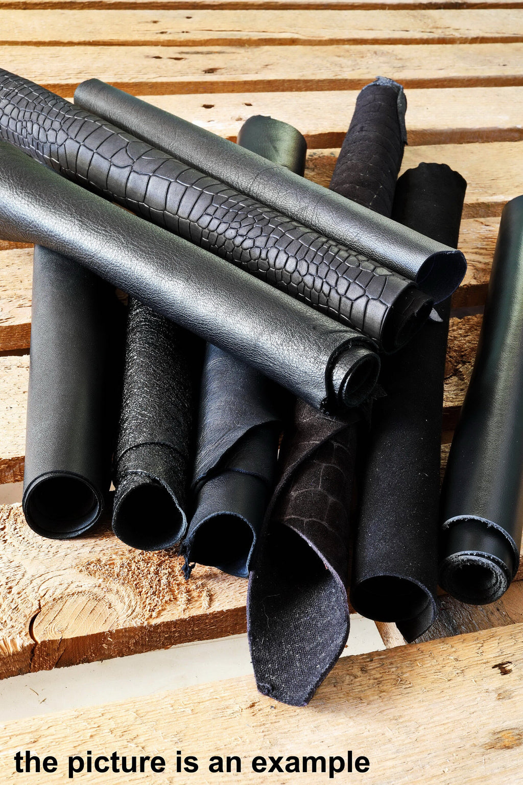 Black Leather pieces, assorted leather scraps and sheets smooth pieces and printed renmants, RANDOM offcuts selection 1 kg 2 kg LaGarzarara