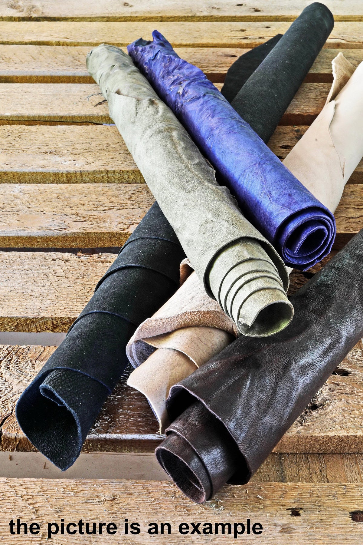 Distressed leather scraps, random mixed leather pieces, smooth and grained vintage offcuts, assorted colors AMZ36/B La Garzarara