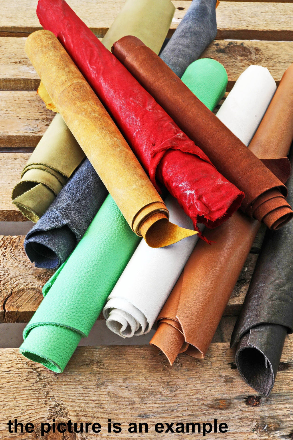 VINTAGE effect leather pieces scraps, medium size sporty treated leather skin hide sold by weight AMZ43/B La Garzarara