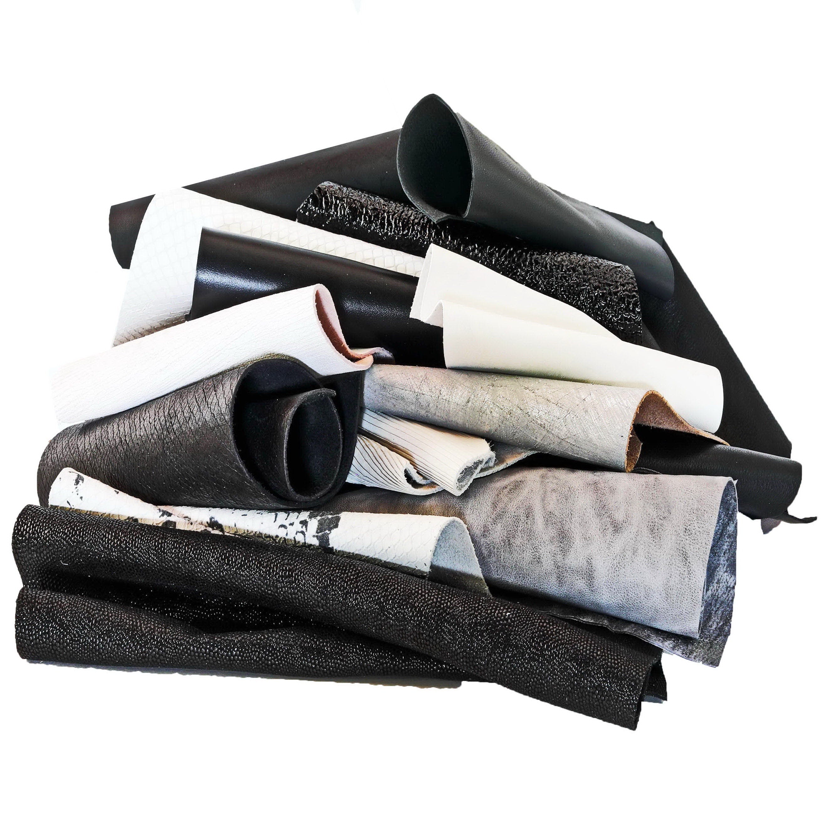 Black and White Leather Pieces, 5x6 Small Craft Cuts, Mixed Textures and Patterns, Leather Assortment 0,7 lbs - 1 lbs - 1,7 lbs - 2 lbs B054