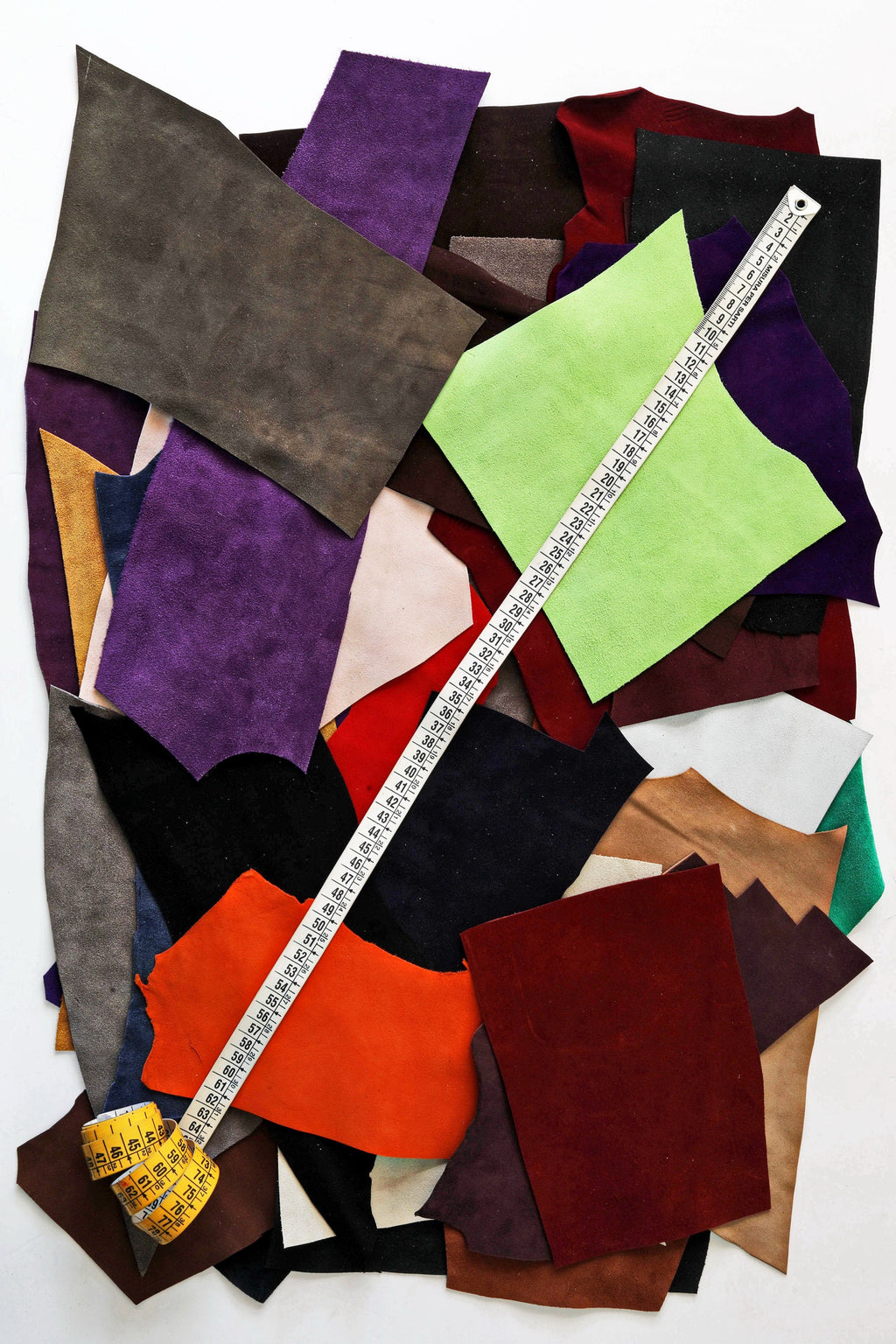 Suede and Nubuck Scraps, 5x6 Colorful Leather Pieces, Soft Velvety Craft Mix, Assorted Colors 0,7 lbs to 2 lbs B184 La Garzarara
