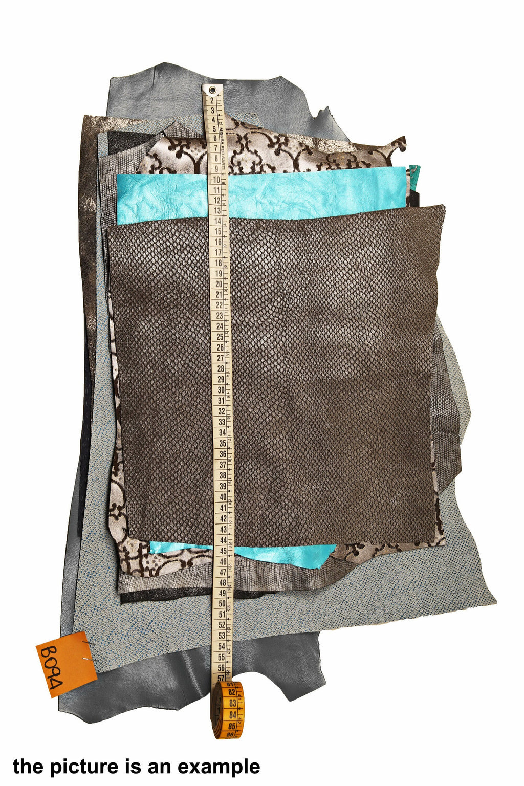 Blue grey leather scraps , random pieces of skins mix of prints and solid offucts for crafts 10 or 15 pcs B094 La Garzarara
