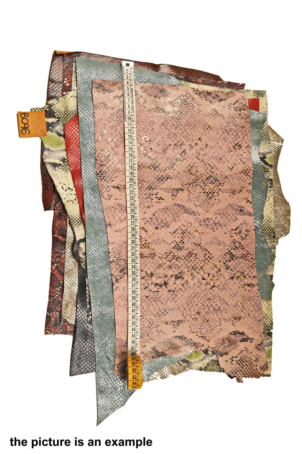 Python print leather scraps, embossed renmants skins, printed snakeskin offcuts, assortment reptile leather pieces for crafts B096