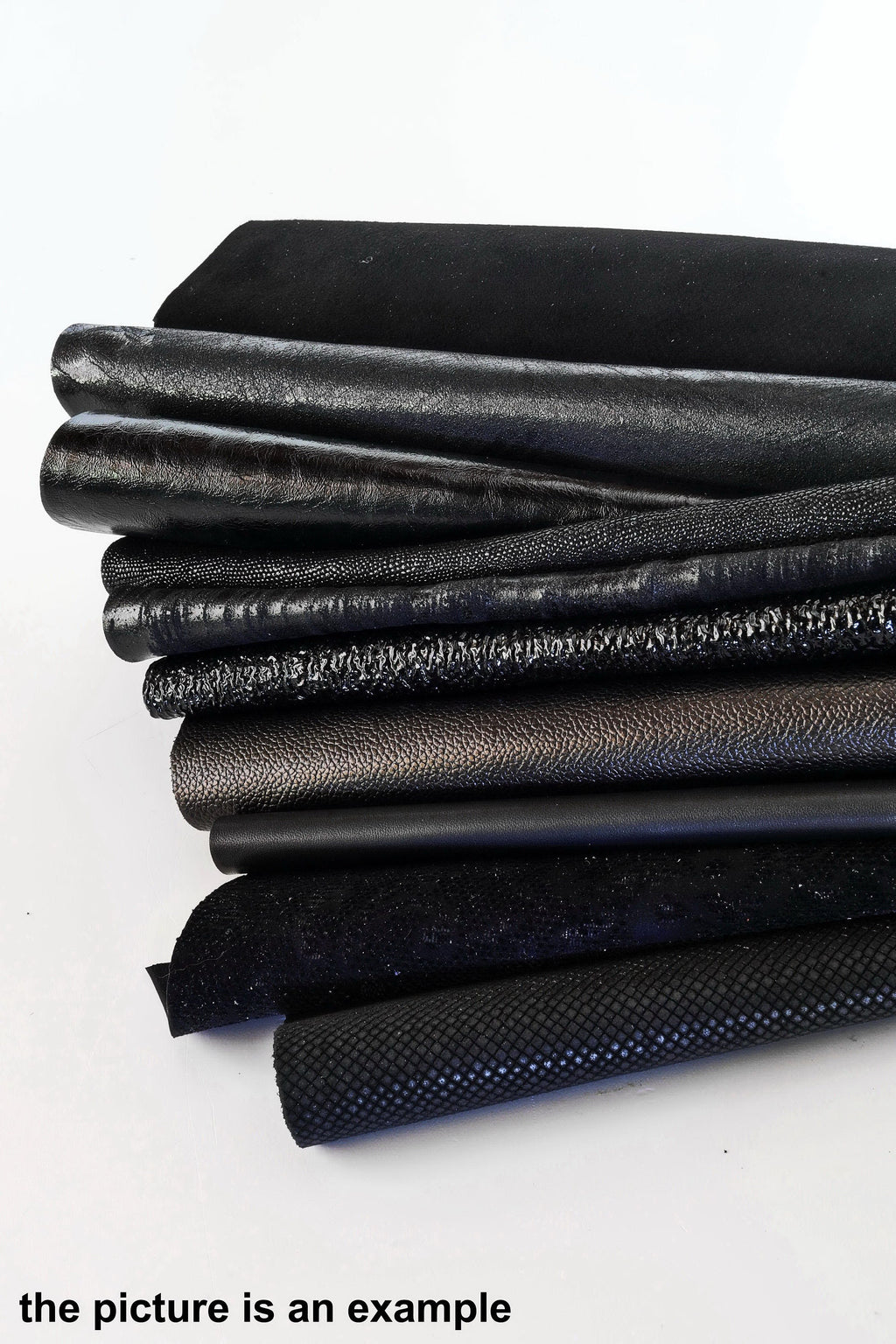 Black LEATHER scraps pieces, mixed printed and textured renmants pieces for crafts, assortment offcuts leather B090/B La Garzarara