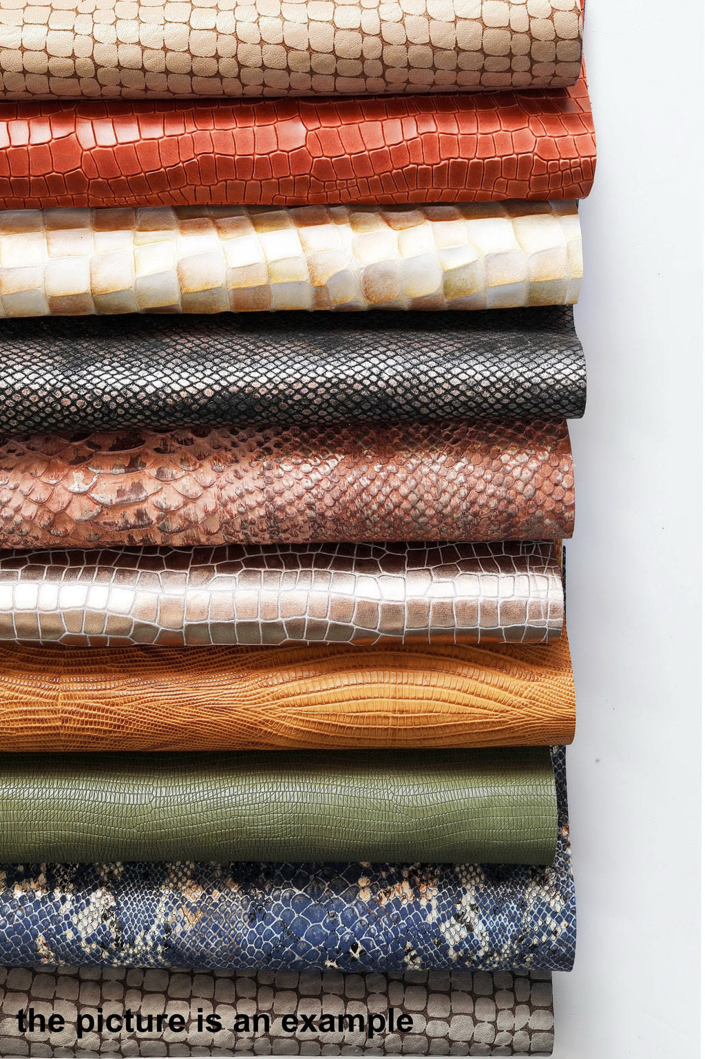 Exotic leather scraps, python crocodile lizard renmants leathers, mix embossed offcuts leather 1 kg B098 B La Garzarara