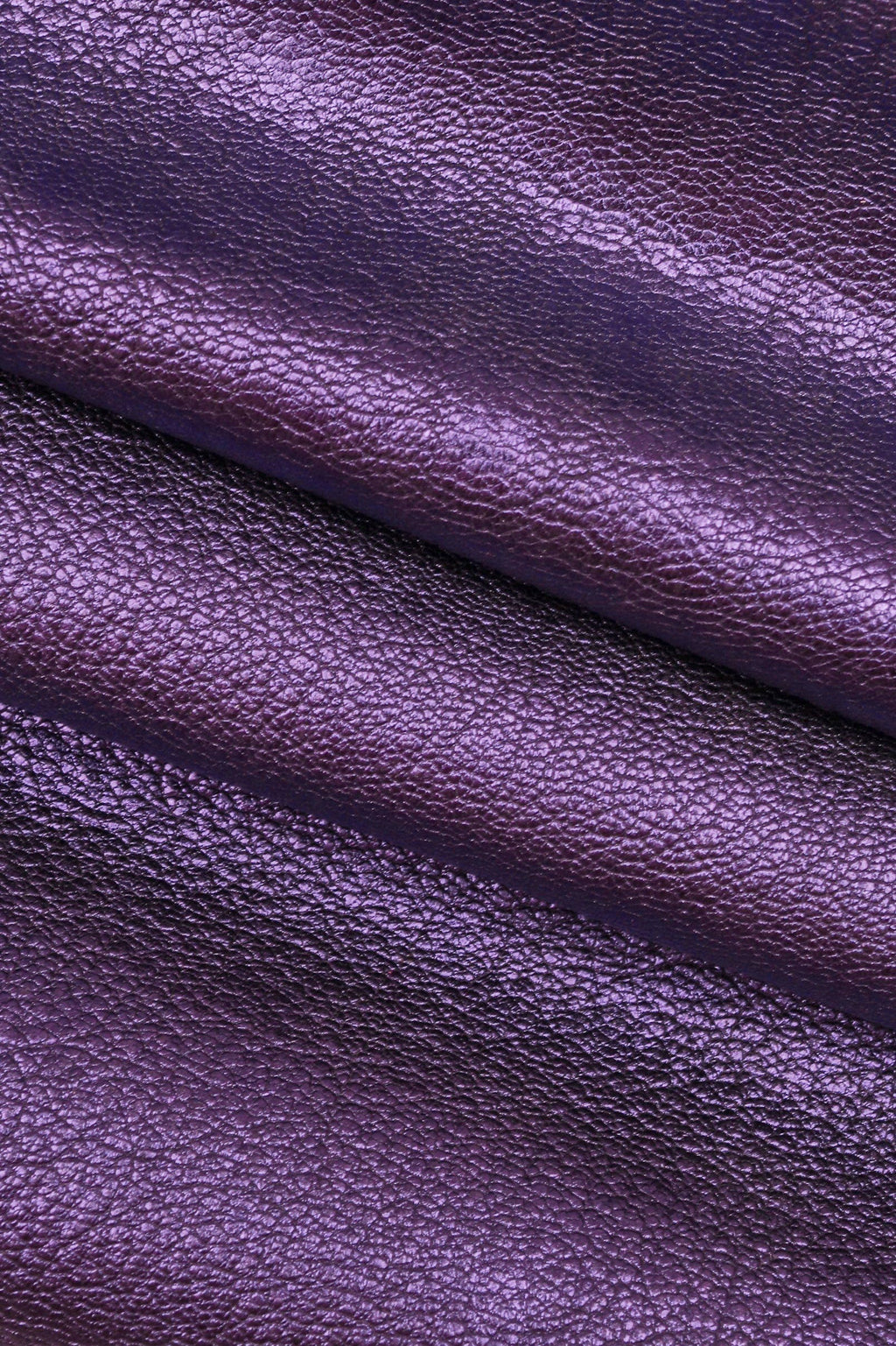 Red, purple, gunmetal METALLIC LEATHER skin, pebble grain metal goatskin, wrinkled shiny soft goat hide B14286-MT La Garzarara