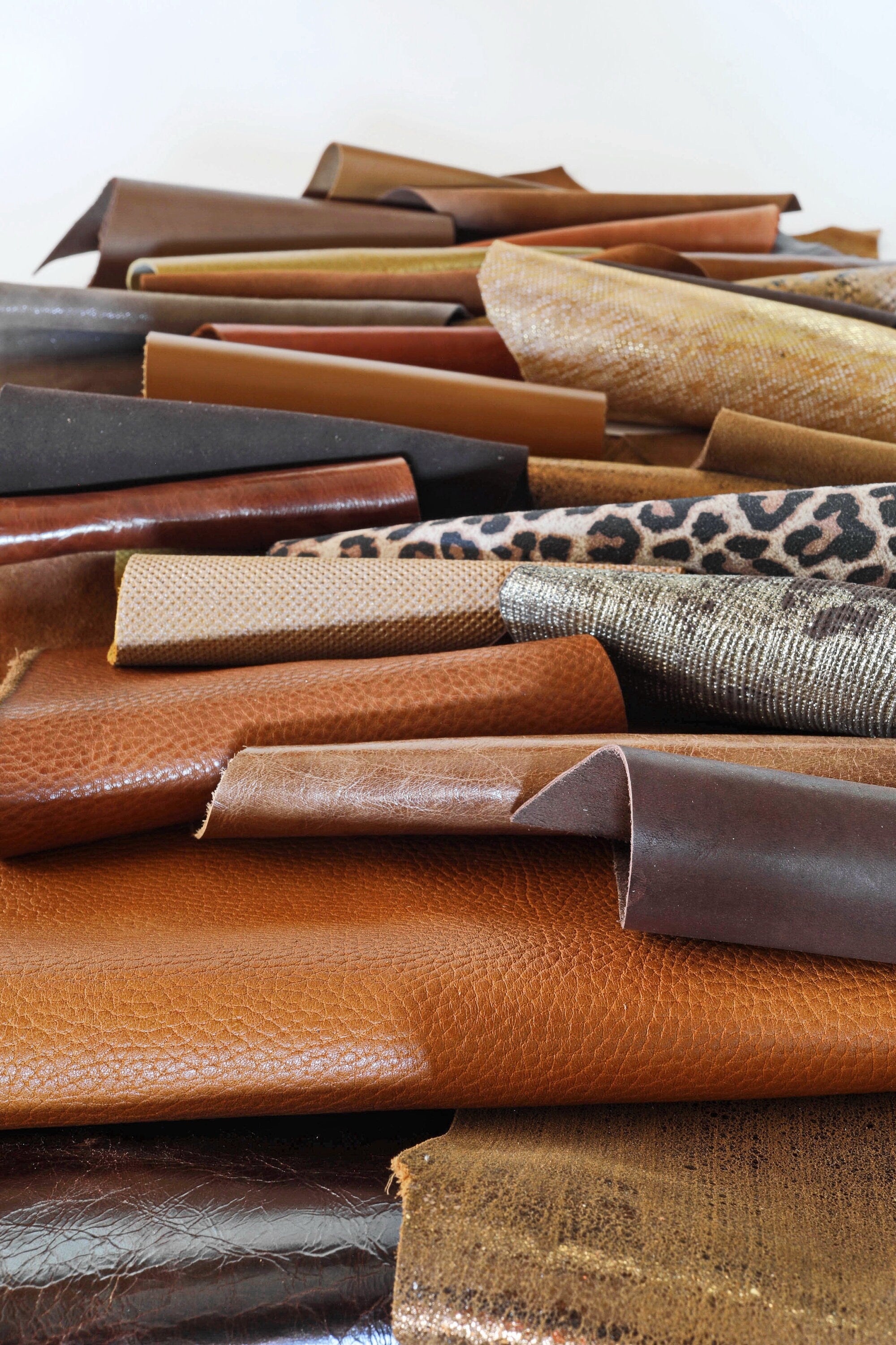 Chocolate Brown Leather Scraps, Bronze Metallic Offcuts, Mixed Grain and Printed Leather Pieces for Jewelry Making B187