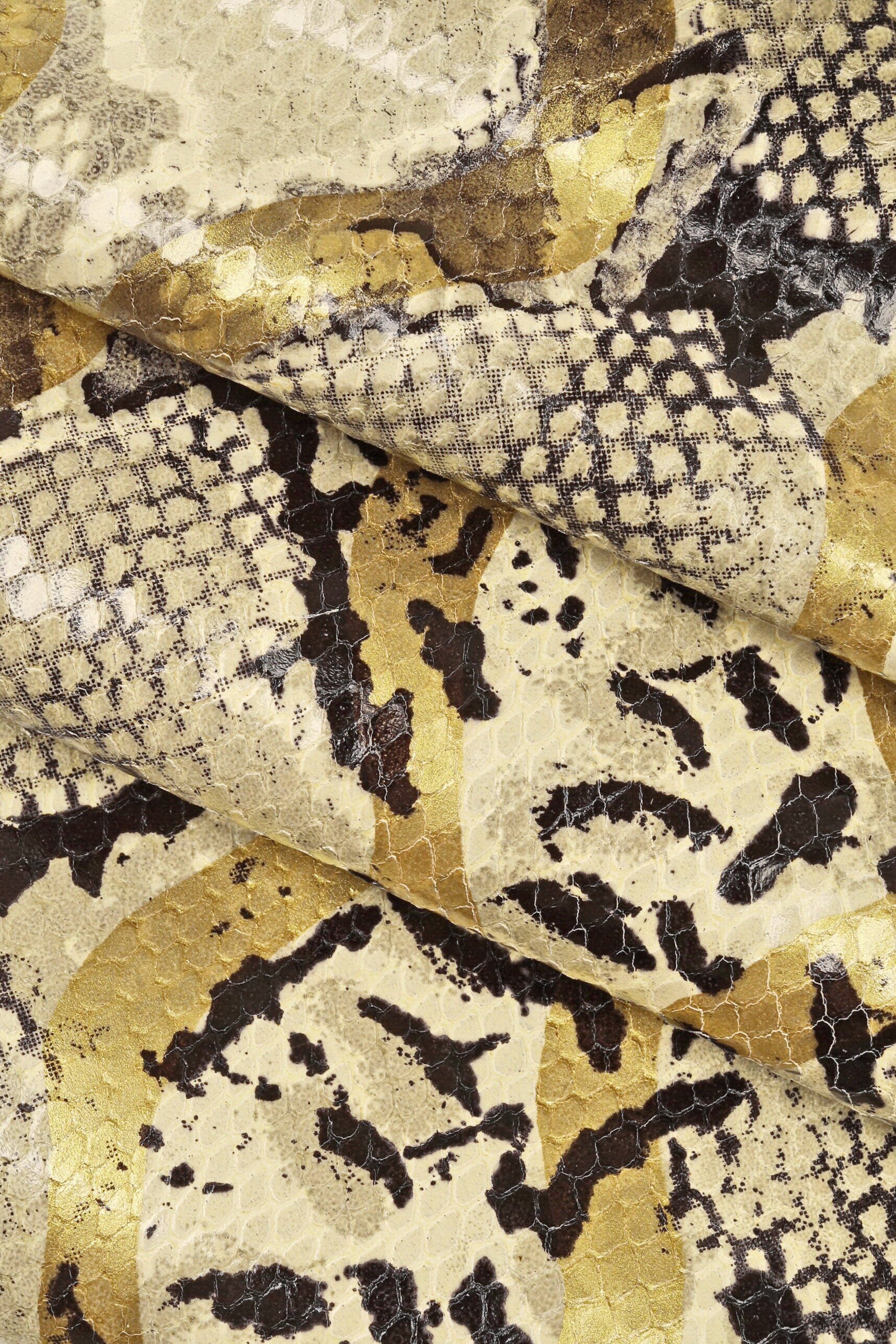 Luxury Printed Snakeskin hide – High-Quality Calf Leather with Grey & Purple Python Texture B14242-ST La Garzarara