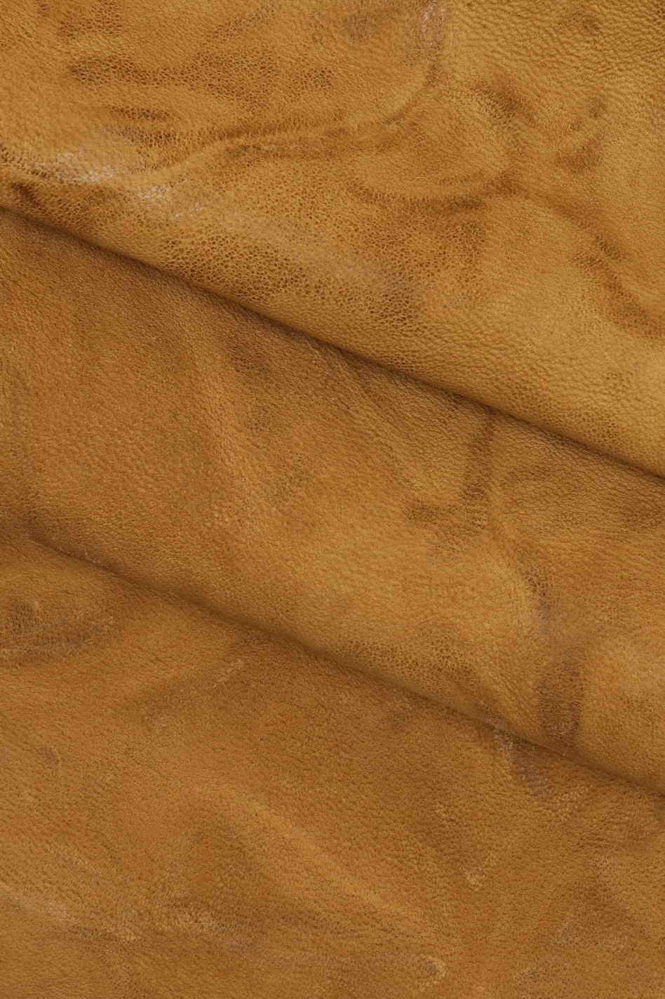 Crinkled sheepskin leather skin, washed soft nappa lamb, distressed vintage hides color options B13904-VT La Garzarara