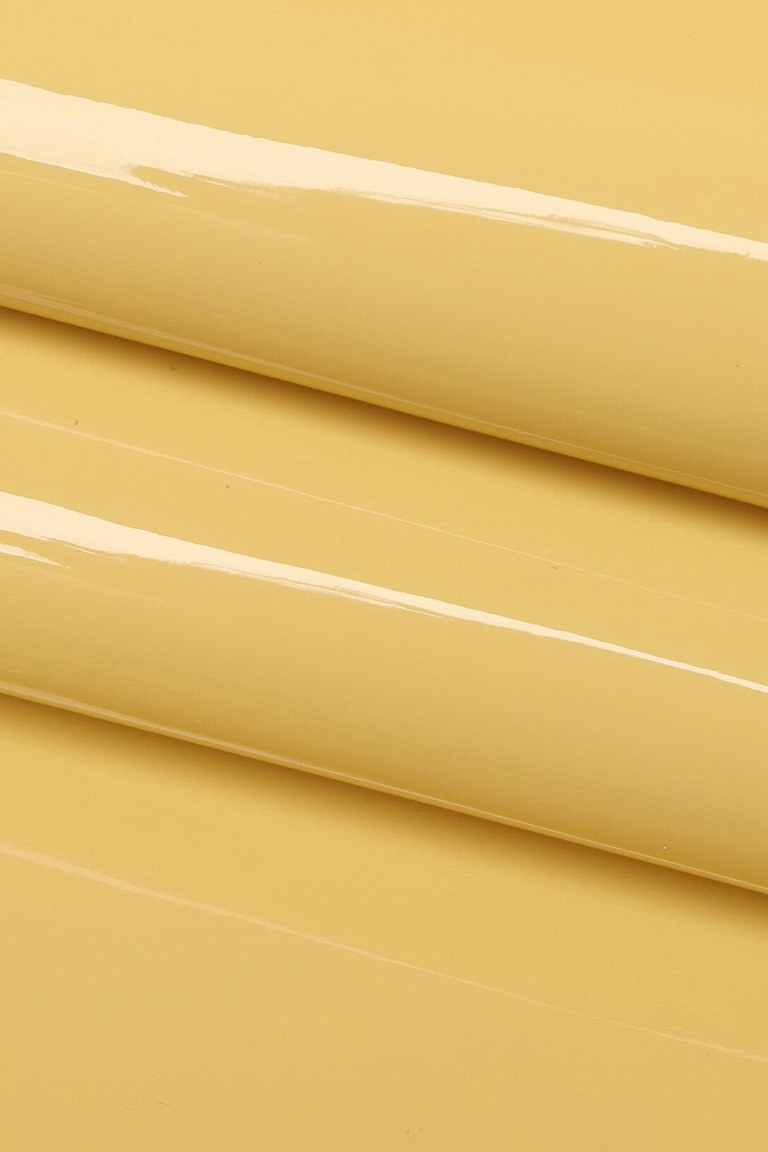 GRAY, ORANGE, soft yellow patent leather hide, smooth glossy stiff skin B14471-TU La Garzarara