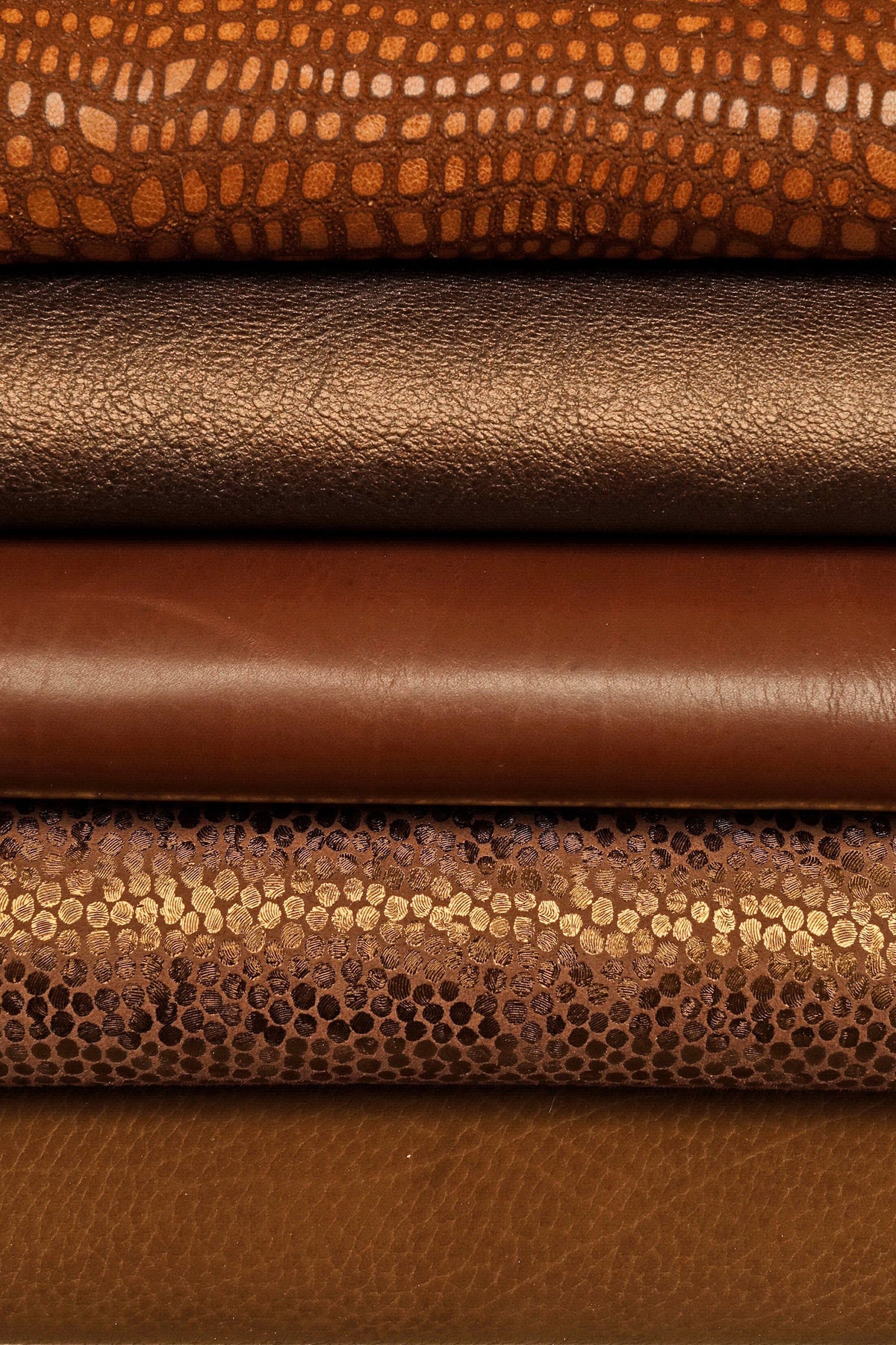 Brown Cognac Tan leather hides bundle, deal of 10 printed smooth metallic skins, random selection B14839-ST La Garzarara