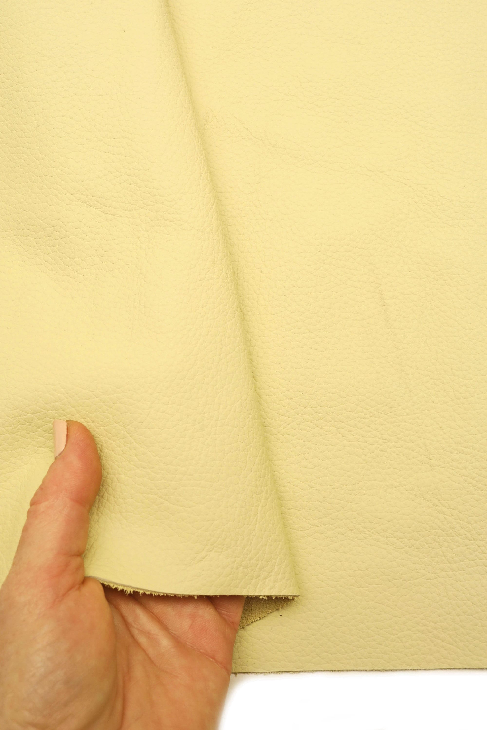 UPHOLSTERY italian genuine leather cow hides for furnitures, sofas, cars and yachts, also handbags B15055-TU La Garzarara