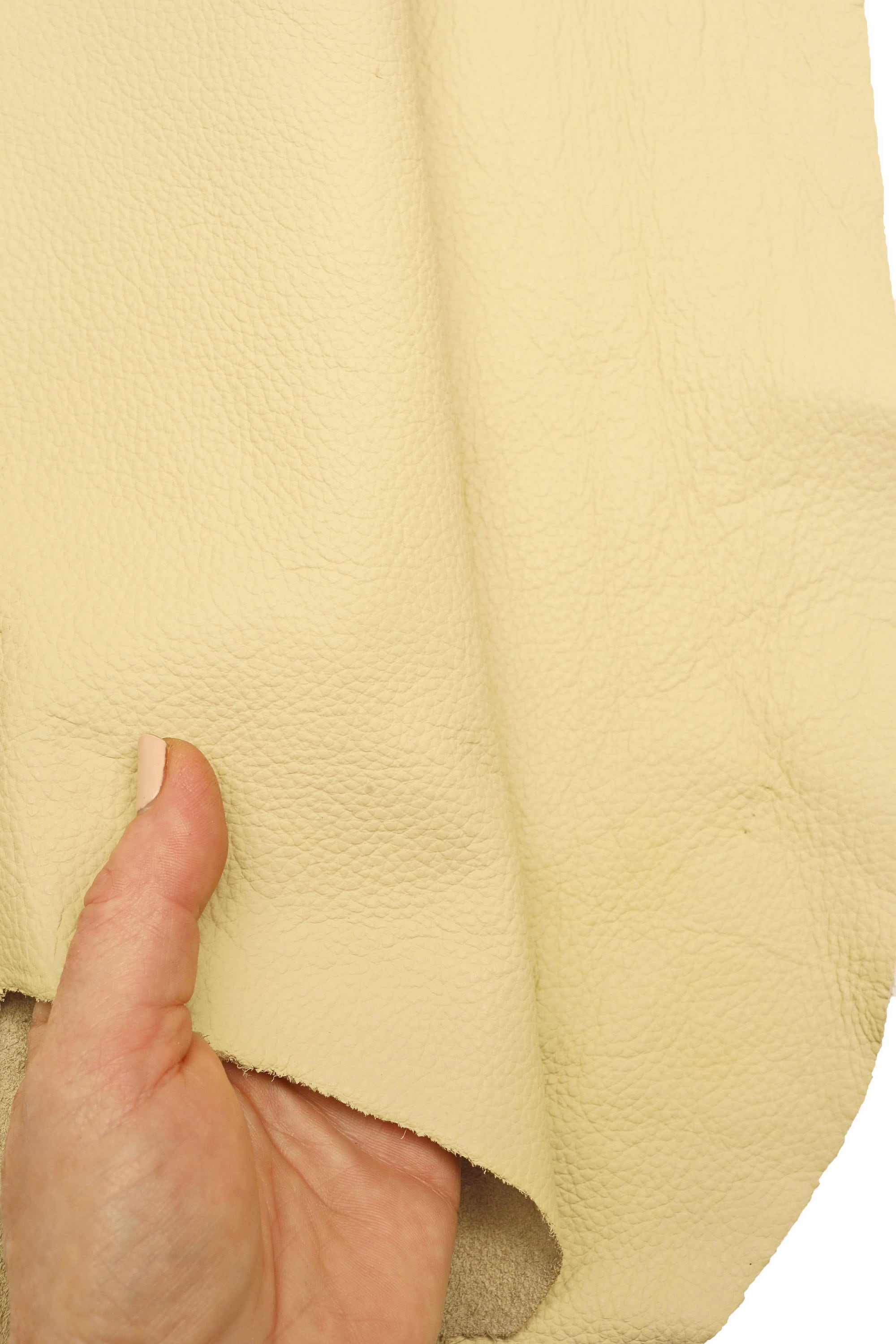 UPHOLSTERY italian genuine leather cow hides for furnitures, sofas, cars and yachts, also handbags B15057-TU La Garzarara