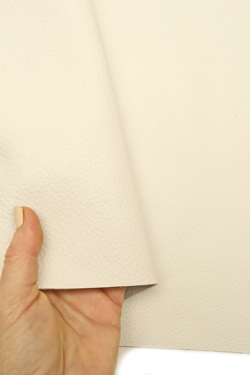 UPHOLSTERY italian genuine leather cow hides for furnitures, sofas, cars and yachts handbags B15058-TU La Garzarara