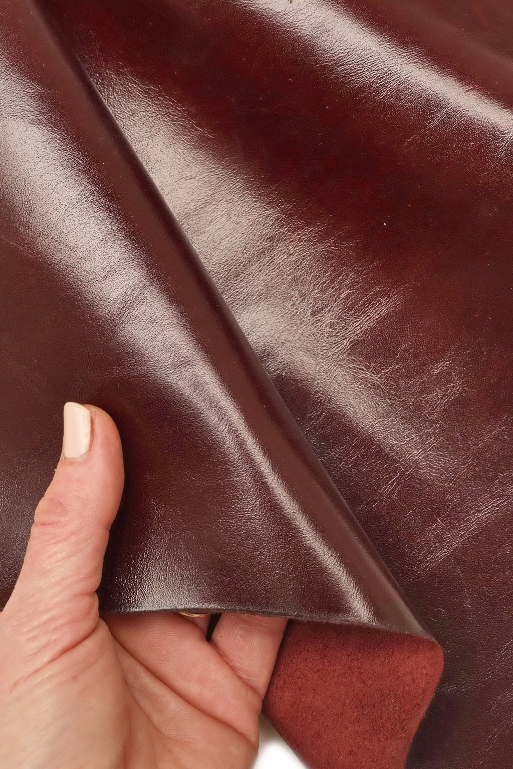 UPHOLSTERY leather Hides, skins for furnitures, sofas, cars and yachts, also handbags B15052-TU La Garzarara