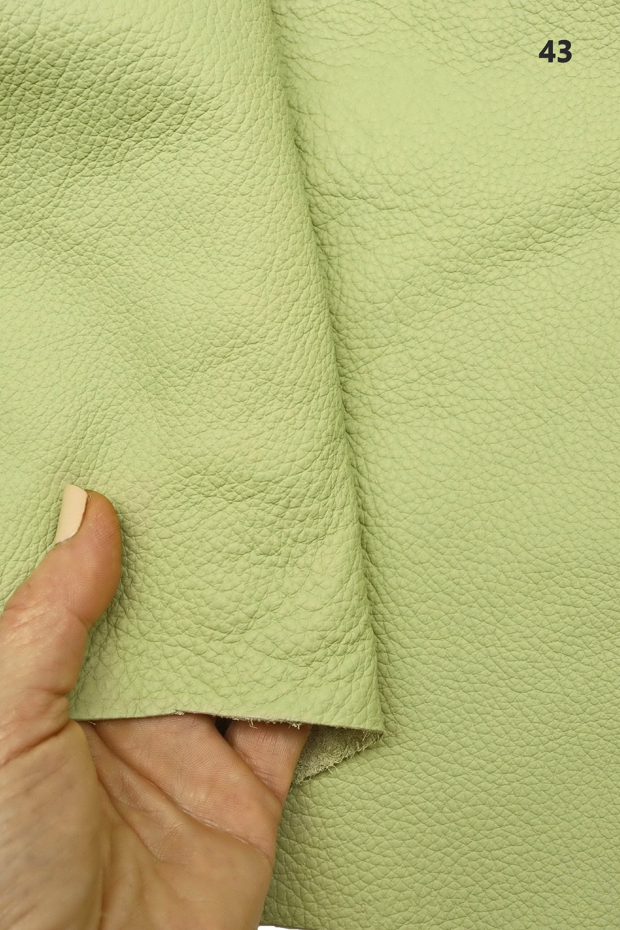 Leather for fornitures, italian genuine full hide leather cow for sofas, cars and yachts and big handbags B15054-TU La Garzarara