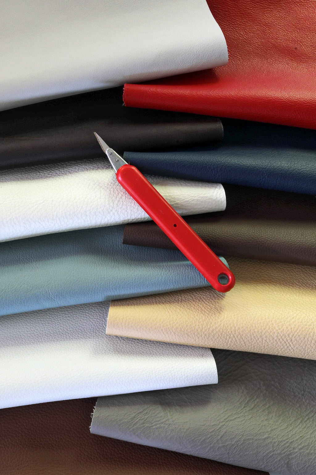 Leather Remnants for Sewing, Upholstery leather scraps, mix soft offcuts, random assortment thickness 1.0-1.6mm 1 kg(2 lbs)- 2 kg(4 lbs)B123