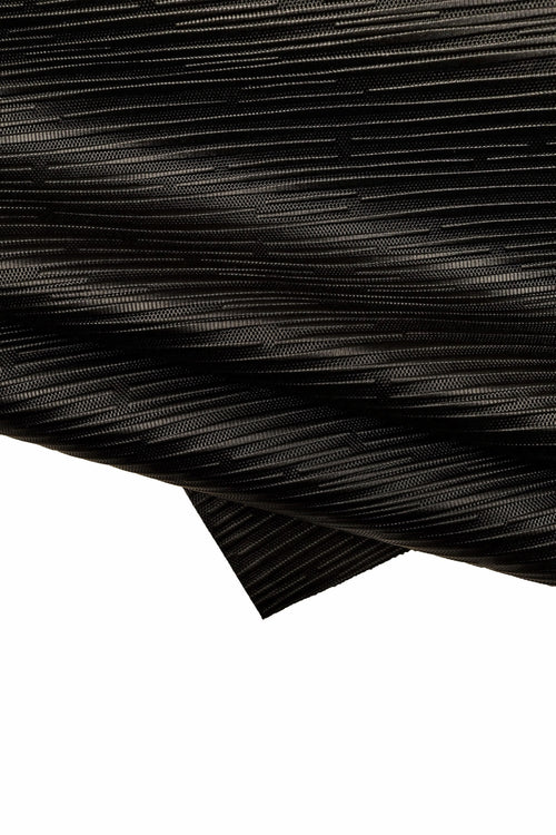 Black 3D print leather hide, semi glossy embossed cowhide, sporty printed calfskin, medium softness B15084-TB La Garzarara
