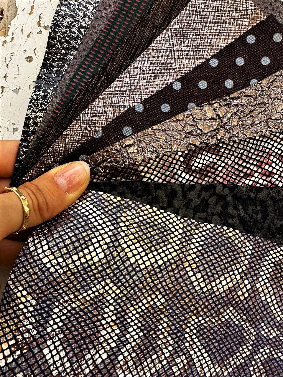 Dark Brown Leather Offcuts, Printed Patterned Remnants, Metallic Textured Craft Pieces in Chocolate and Espresso Tones RT46/B La Garzarara