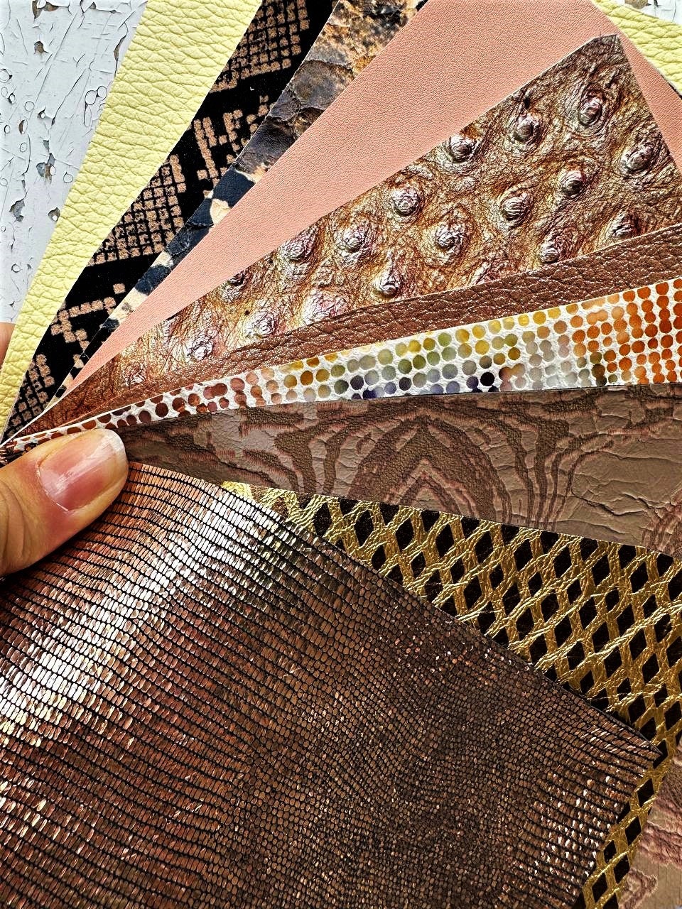 Lot of Special Leather Offcuts, Metallic Gold Bronze Copper and Brown, Printed Textured Pieces for Jewelry and Crafts RT21/B La Garzarara