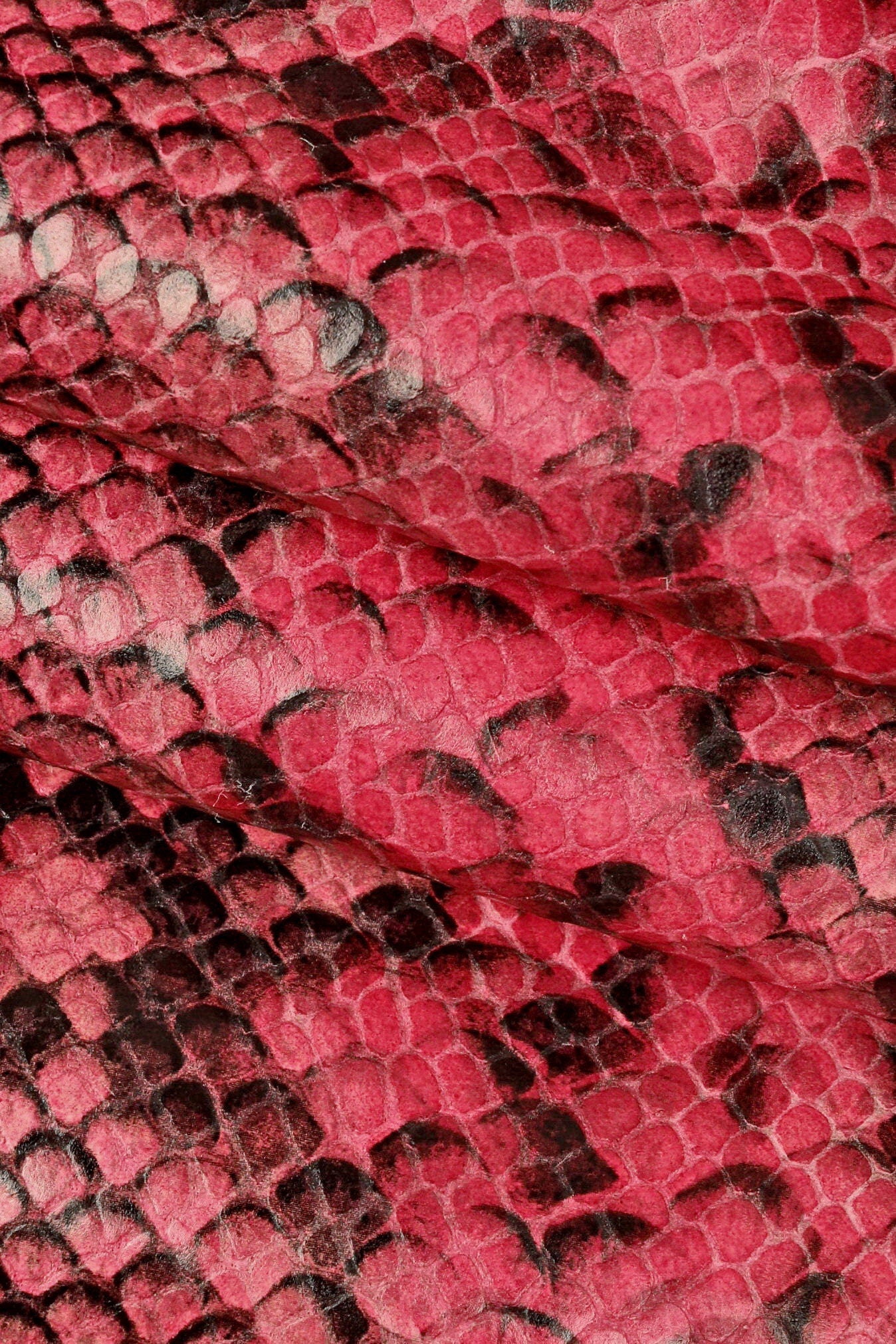 PINK PYTHON printed leather skin, fuchsia snake textured goatskin, glossy animal print reptile hide B15310-ST La Garzarara