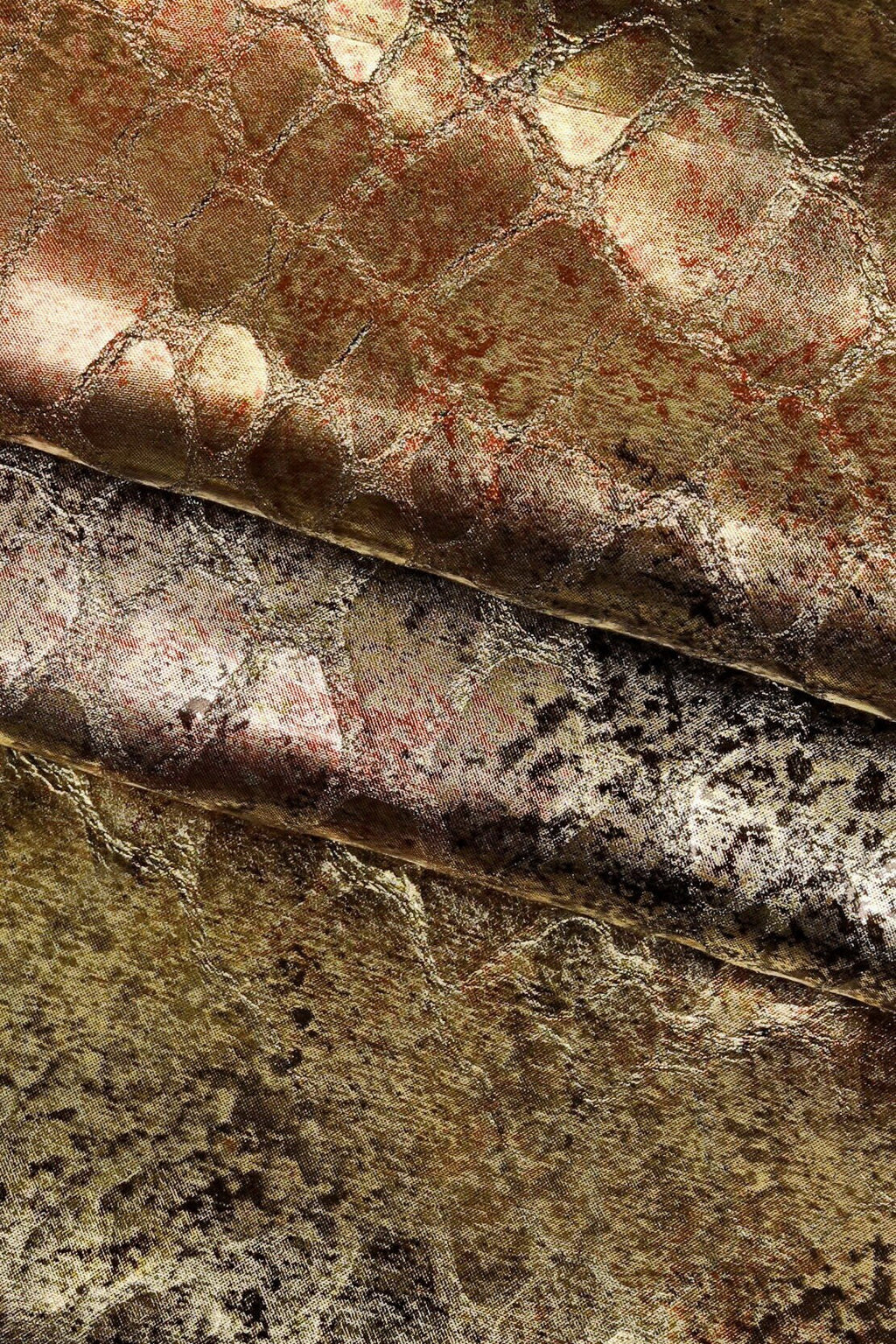 Multicolor CROCODILE printed leather skin, metallic animal print goatskin, glossy stiff hide B15583-MT(ST)