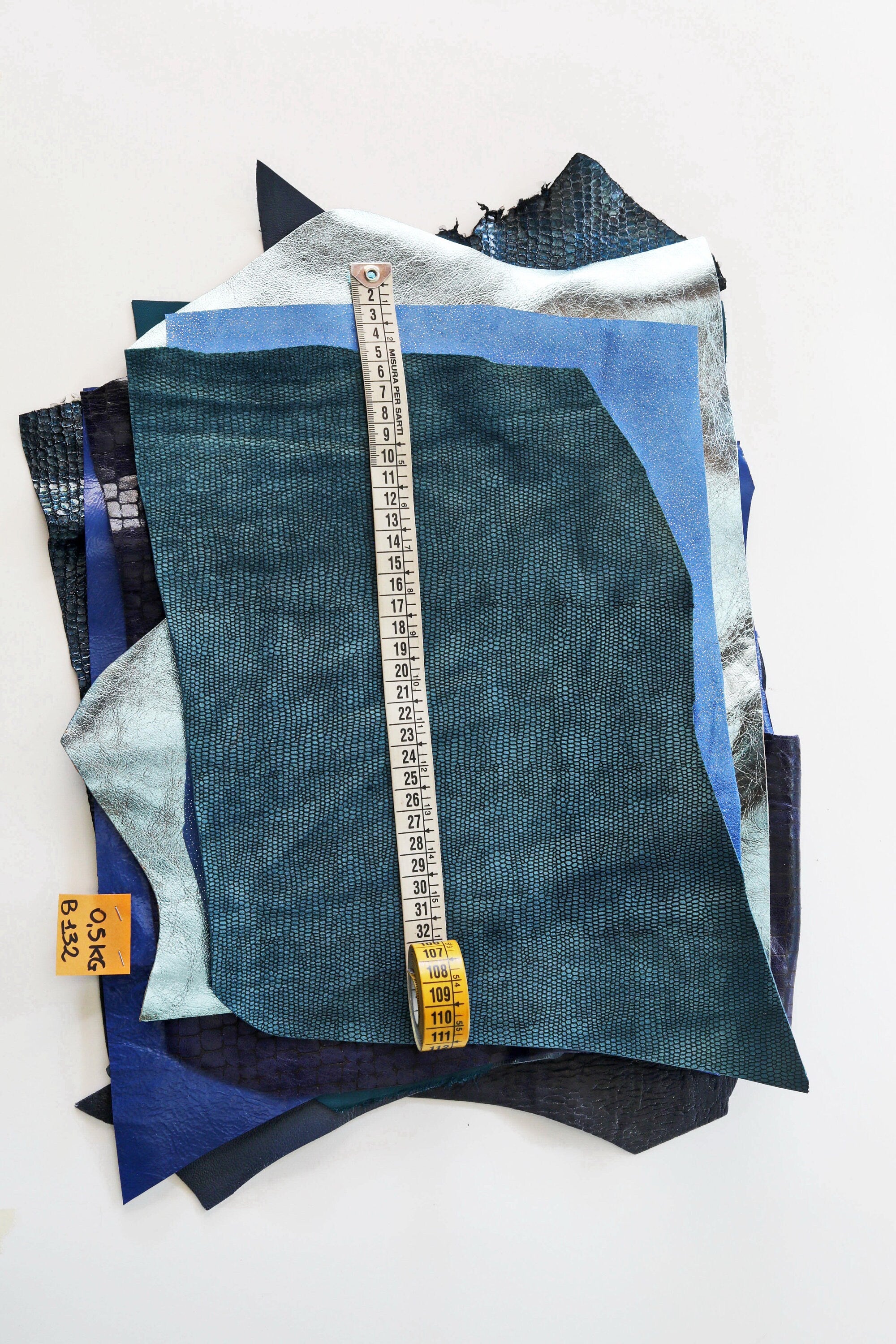 Blue leather SCRAPS, random mixed remnants skins and offcuts hides , solid colors and patterns in light and dark blue tones 0.5 kg B1320-RC