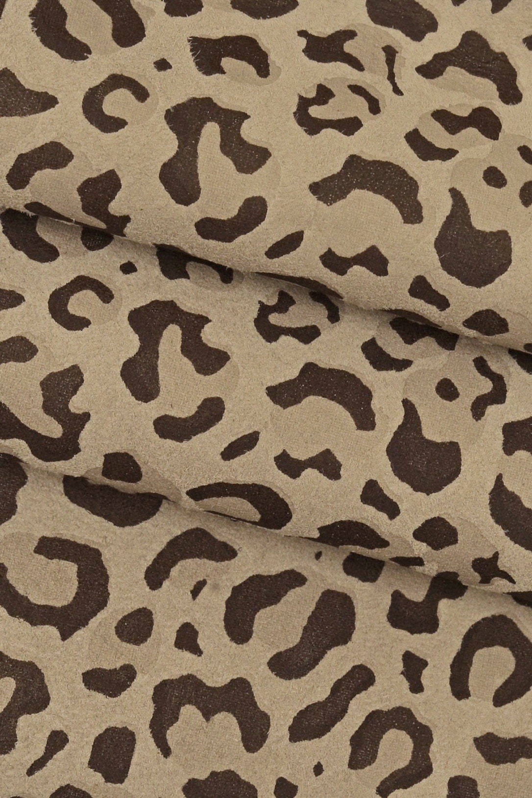 Luxurious Leopard and Cheetah Suede Skins, Smoky Grey with Lilac Accents, Premium Quality B15402-ST La Garzarara