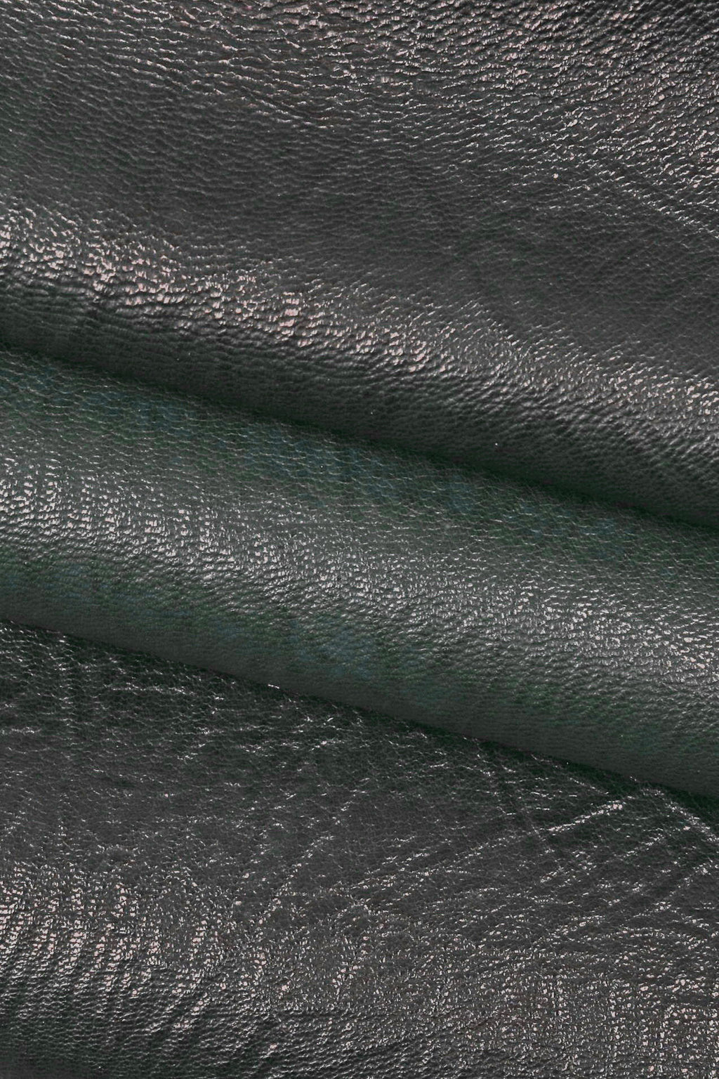 Various Wrinkled Vintage Leather Hides, Sporty Embossed Goatskin, Soft Textured Skins B15596-VT La Garzarara