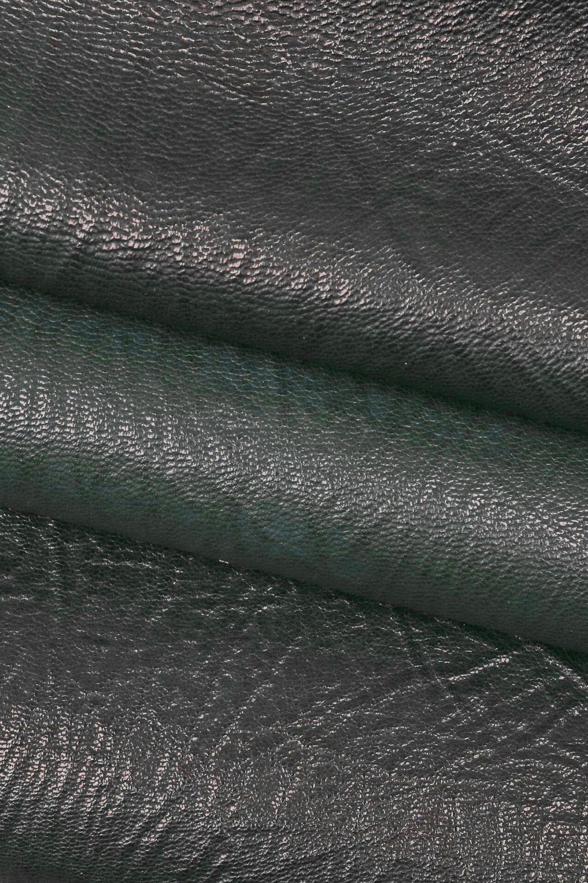 Various Wrinkled Vintage Leather Hides, Sporty Embossed Goatskin, Soft Textured Skins B15596-VT La Garzarara