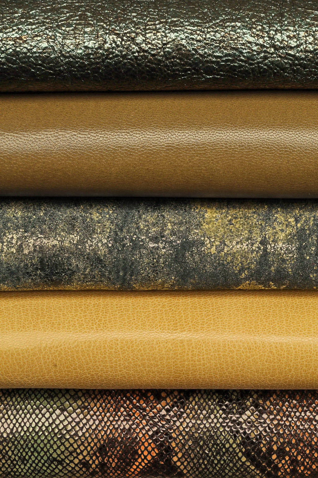 Mixed Leather Set - 5 Distinct Hides in desert tan Palette - Includes Smooth, Python, and Embossed Leather skins B15817-ST La Garzarara